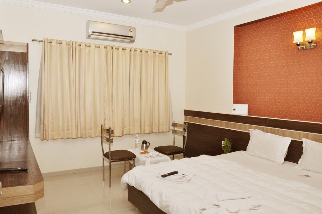 Hotel Sai Pancham Shirdi Pokój zdjęcie